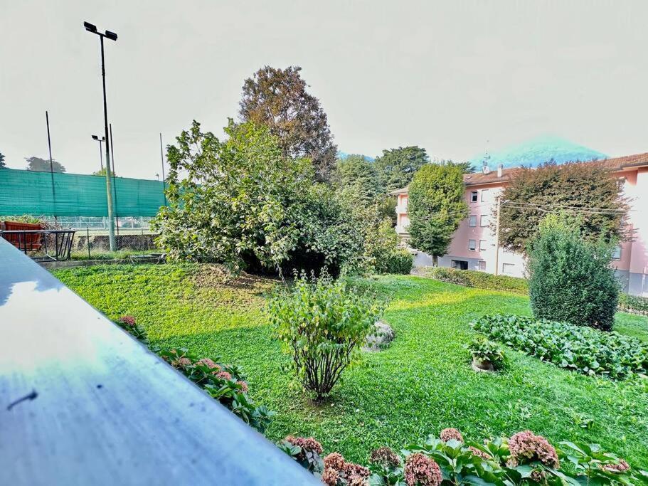 Low Cost Holiday An Business House And Free Park By Revenue House Como Exteriör bild